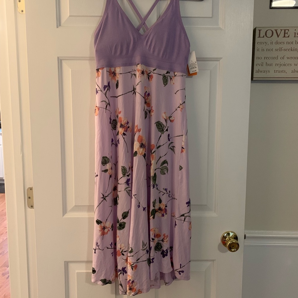 Comfortable Criss-Cross Back Sleepware